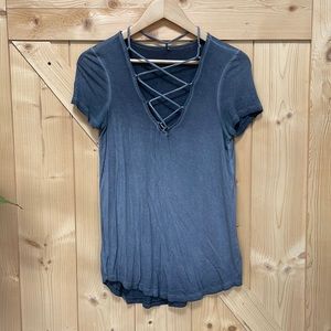3/$20 🌟 AEO Soft & Sexy Gray washed-out lace up T-shirt